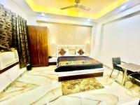 Hotel Star Fortune - Affordable Family Rooms - B&B Tājganj