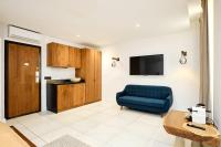 Studio Apartment with King Bed