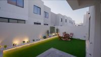 Luxury Retreat Villa on Yas Island- Licensed Holiday Home - B&B Abu Dabi