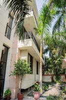 Ahuja Residency Parklane - B&B Gurugram