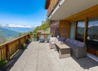 Appartement Tsandelanne avec terrasse panoramique, Val d'Hérens - Bed and Breakfast Saint-Martin