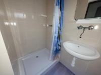 Chambre Familiale avec Salle de Bains