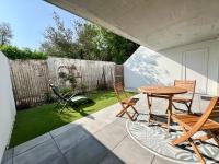 Chic apartment with beautiful terrace in La Rochelle - B&B La Rochelle