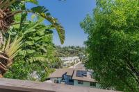 Mulholland Drive with Spa & Game Room - B&B Los Angeles