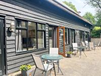 Tranquil One Bedroom Countryside Retreat - B&B