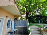 Apartment mit Balkon