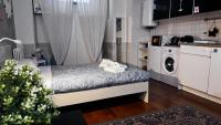 Studio Apartment with One Double Bed