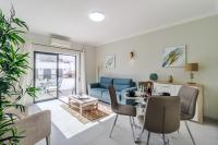 Pura Vida, Central Lagos Retreat - Bed and Breakfast Lagos