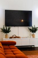 6 Minutes to Universal with Game Room, Heated Pool & Spa - Chambres d’hôtes Los Angeles
