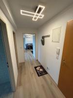 Apartment KARAWANKENBLICK im HERZEN von VILLACH mit Privatgarage - Chambres d'hôtes Villach