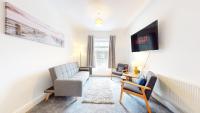 1 Bed Flat Swansea -free parking - B&B