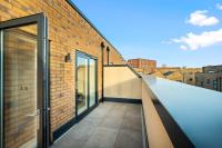 Stylish Four Bedroom Townhouse - City Centre - Netflix - Parking - Garden - Balconies 11SL - B&B Birmingham