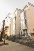 Rest Best Apartments - Elizy Orzeszkowej 10 - hala garażowa - self check-in 24h - B&B