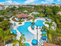 Epic Universe Premium Lake View Condo, Vista Cay - 1002 - B&B Orlando