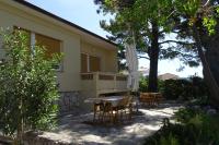 Apartmani Slavica kuća blizu mora sa terasom - B&B Barbat