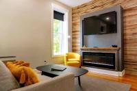 151 Spring Downtown Eureka Springs Suite D - Bed and Breakfast Eureka Springs