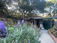 Pristine Cottage Studio Nestled in the Topanga Woods - Ferienwohnung