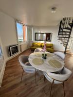 Duplex lumineux et cosy , 2 chambres à 5 min à pied du Stade Pierre-Mauroy - B&B Villeneuve-d'Ascq