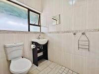 Camera Matrimoniale con Bagno in Comune