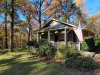 The Manor at Becks Lake - B&B Rockmart
