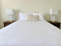 Homestead Village - Two Bedroom Condo Top Floor - B&B Sandpoint