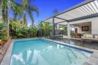 Curlews Nest - Pool BBQ and Beach - B&B