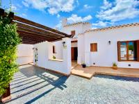 Villa with sunny private pool in golf resort - child friendly! - B&B Murcia