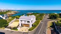 Coastal Cove Whale Watching Retreat - B&B De Kelders
