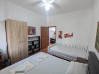 Friend & Family Apartment - B&B Himarë