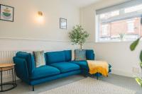 Modern 3 Bedroom Home in Central Rugby - Chambres d'hôtes Rugby