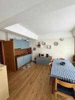 Malghette Apartment - Ferienwohnung Marilleva 1400