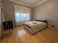 Camera Matrimoniale con Bagno in Comune 