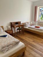 Camera Matrimoniale con Vista Giardino