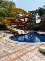 DOLPHin GRANDE HOTEL 769 Cozinha com fogão, Sala, 5 pessoas - Chambres d’hôtes Caldas Novas