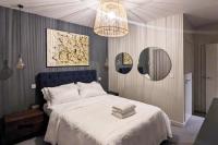Madison Hill - Clapham Park 1 - 2 Bedroom Penthouse - Bed and Breakfast Londen