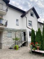 Apartament Wierzbna - B&B