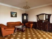 Cozy 2-Level Apartment on Bagratunyats street - B&B Ereván