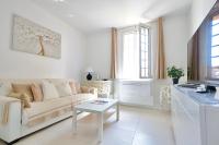 Le Nine - Apt 2 prs standing Vieil Antibes - B&B Antibes