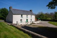 Rhostwarch Old Farmhouse Newport, Pembrokeshire - Chambres d’hôtes