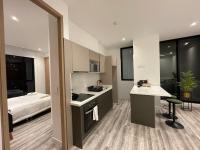 One-Bedroom Deluxe Apartment