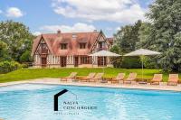 Somptueuse Villa à 5 minutes de Deauville, 18 couchages, piscine, billard, salle de jeux - Ferienwohnung Bonneville-sur-Touques