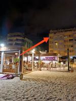 Beachfront apartment, sea view, pool, close to bars and restaurants - Ferienwohnung Torrevieja