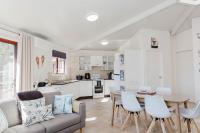 Snowdome 4 3 Poly Cow Lane - B&B Jindabyne