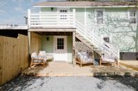 The Villa - 4 Blocks to KB Pier - King Bed - Pickleball - Summer Specials! - B&B Kure Beach