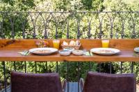 צמרות האלונים - צימר קסום לזוגות מיוחדים - B&B Tsiv‘on