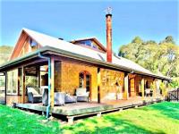Kookaburra Retreat - peaceful rural bush setting - B&B