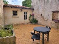 Immeuble Hypercentre - Ferienwohnung Saint-Jean-d’Angély