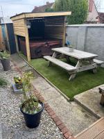 The Little House With The Red Door - B&B Bangor