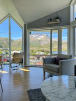 Panorama X Apartment 5 min from Reine, Hamnøy and Bodø ferry - Chambres d'hôtes Moskenes