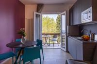 Classic Apartment mit 1 Schlafzimmer, Balkon und Seeblick